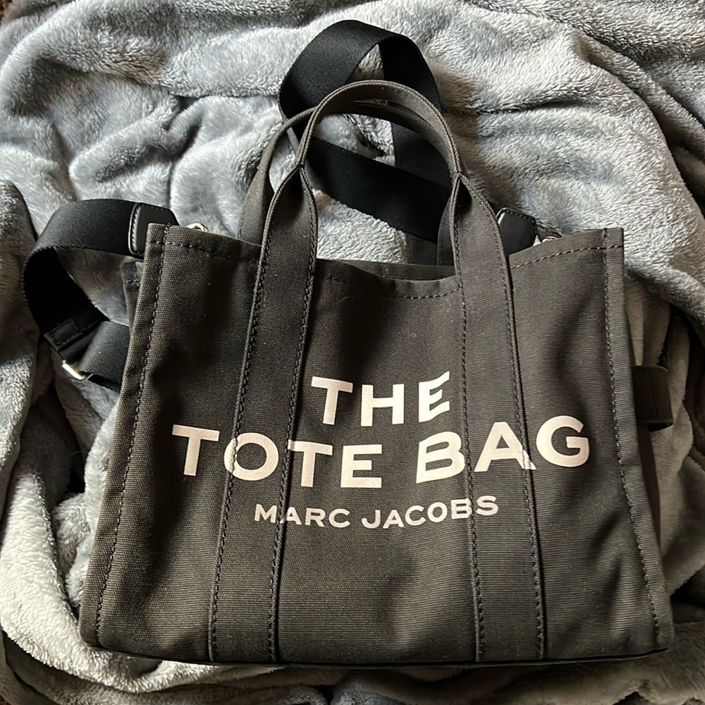 Marc Jacobs The Large Tote Bag
